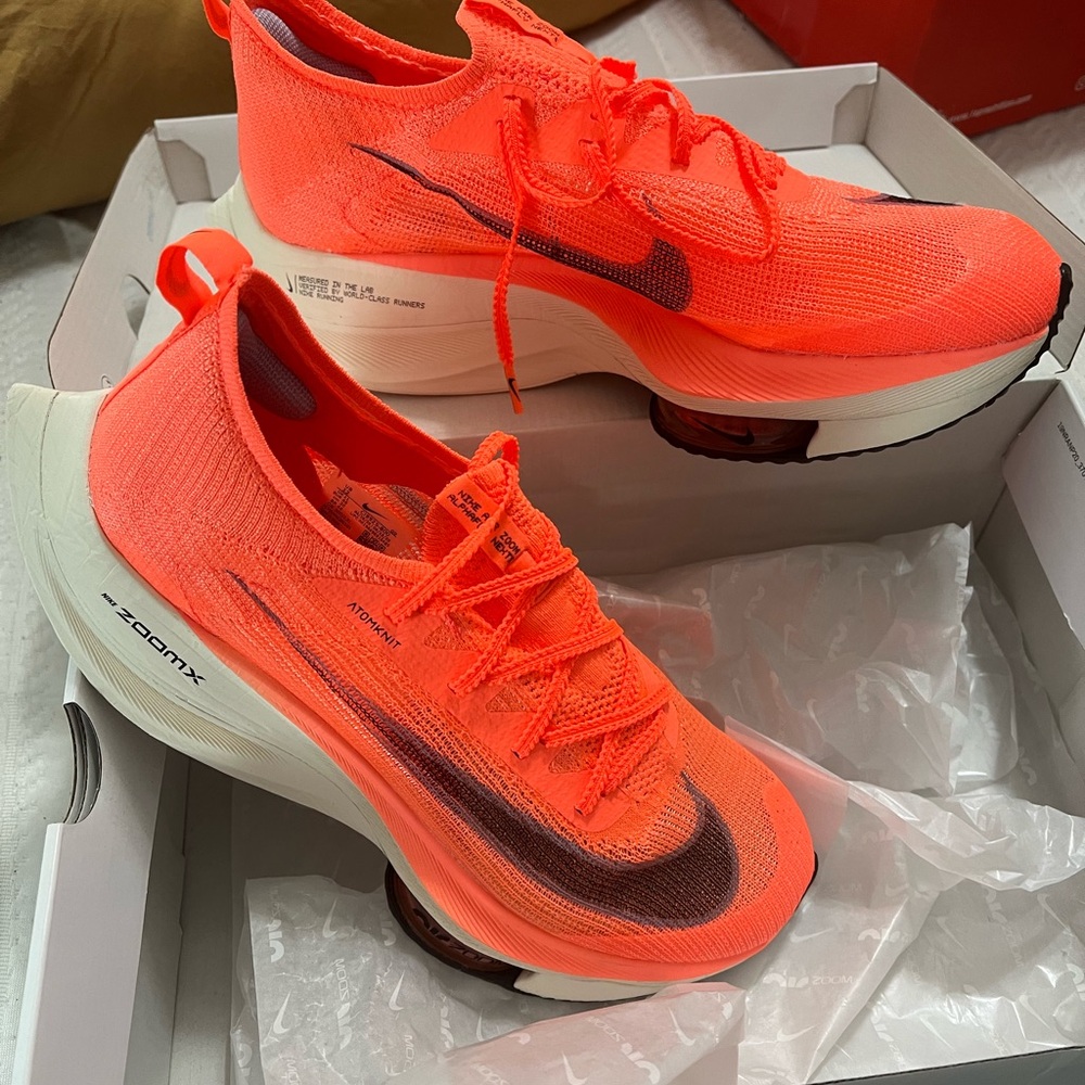 NIKE AIR ZOOM ALPHAFLY